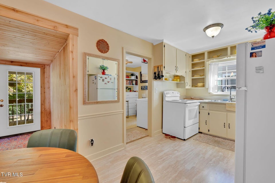 Photo #20: 1420 Belmont Drive