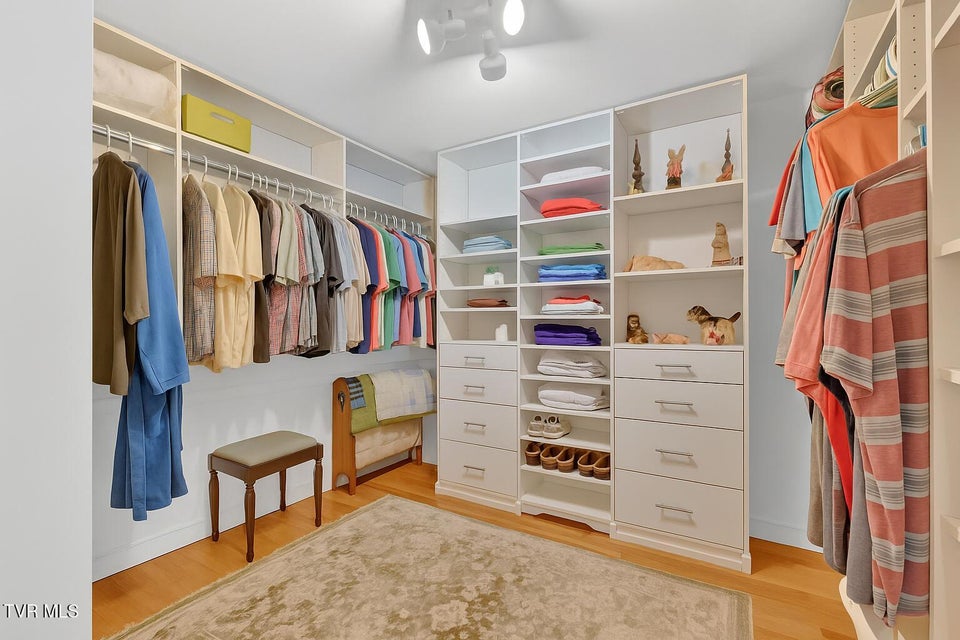 Photo #12: 1420 Belmont Drive