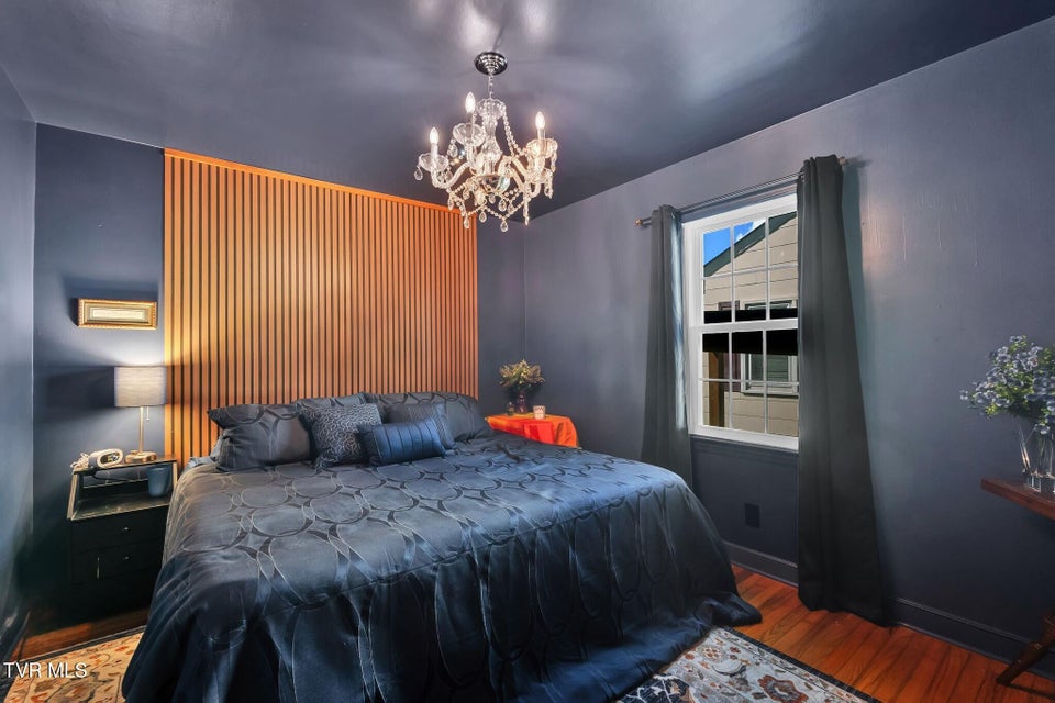 Photo #11: 1420 Belmont Drive