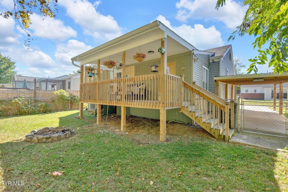 Photo #3: 1420 Belmont Drive