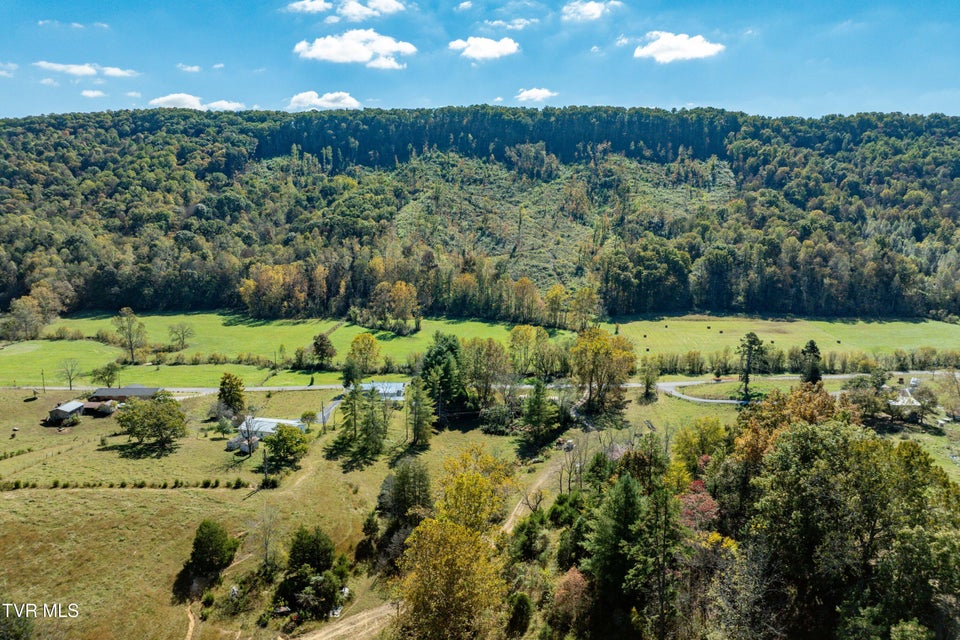 Photo #32: 3546 Goshen Valley Road