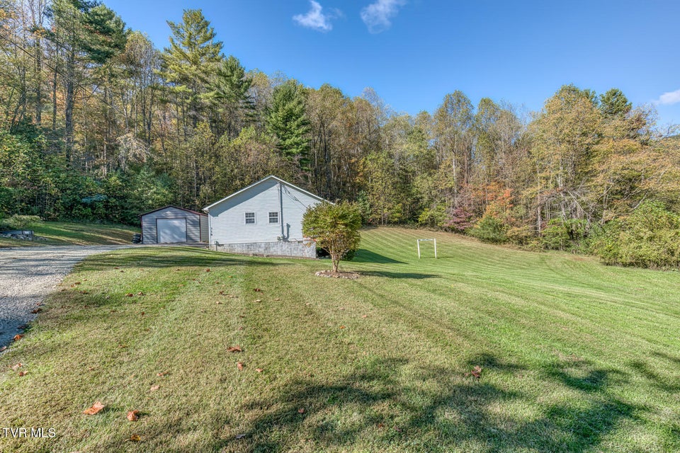 Photo #23: 318 Wayne Laws Road