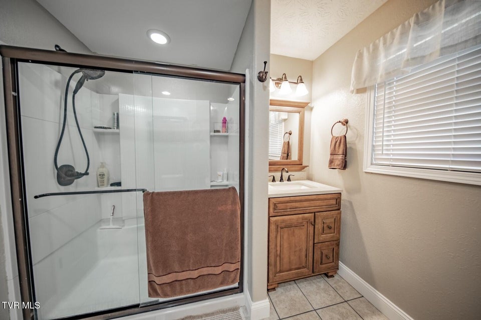 Photo #24: 1114 Caleb Ln 