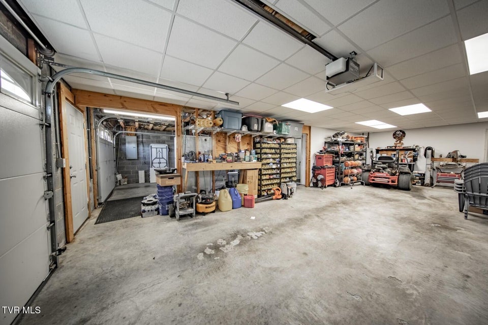 Photo #40: 1114 Caleb Ln 