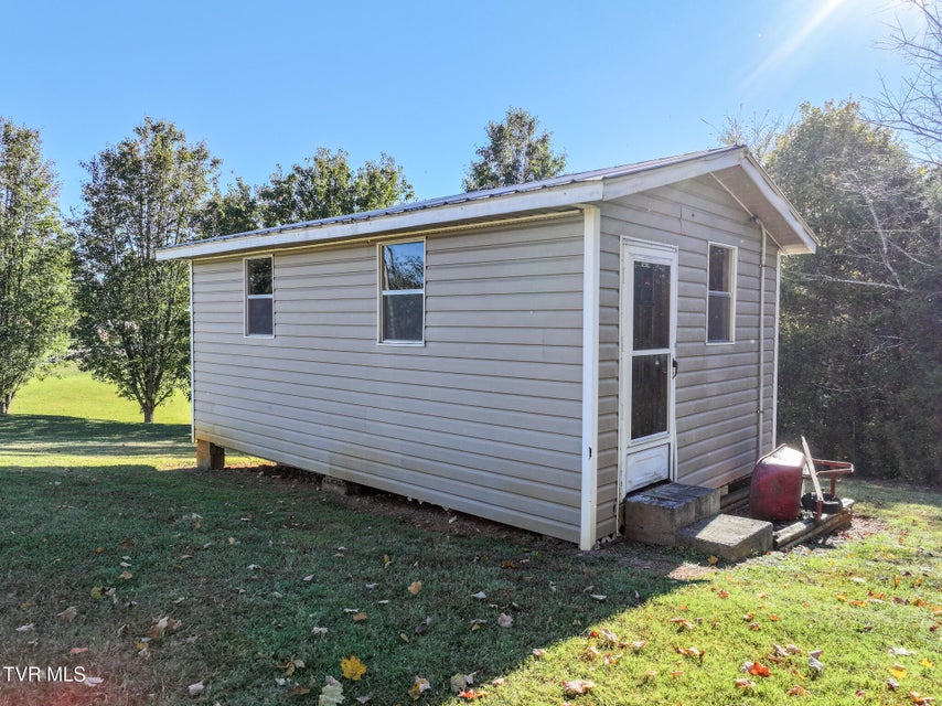 Photo #41: 885 Anderson Loop