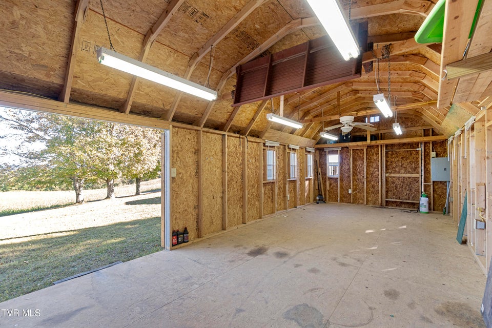 Photo #48: 885 Anderson Loop