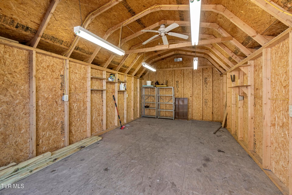 Photo #50: 885 Anderson Loop