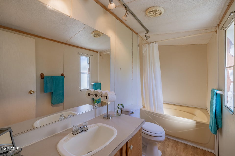 Photo #14: 750 Gass Memorial Road