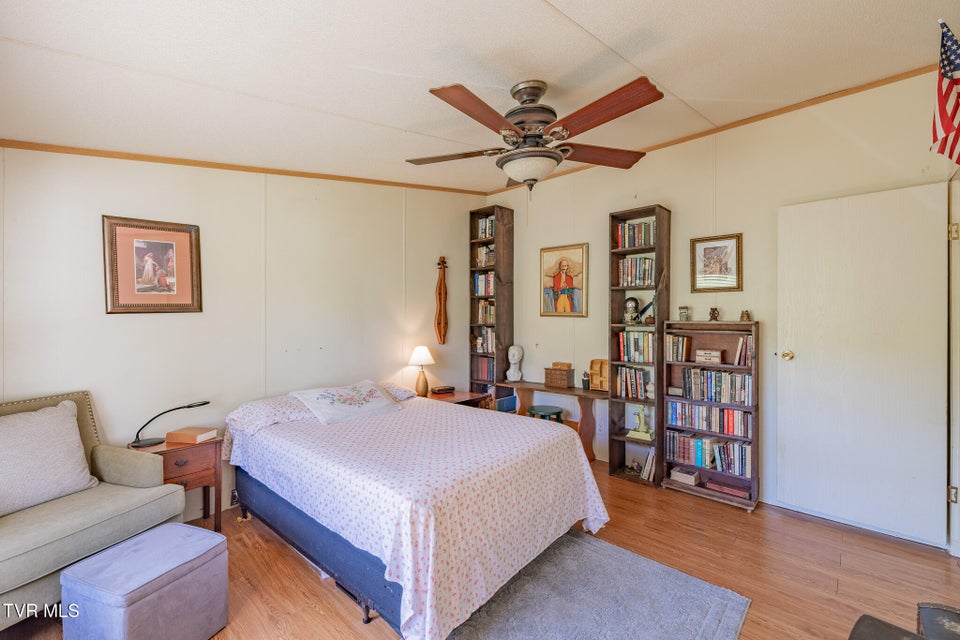 Photo #15: 750 Gass Memorial Road