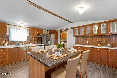 Photo #4: 885 Anderson Loop