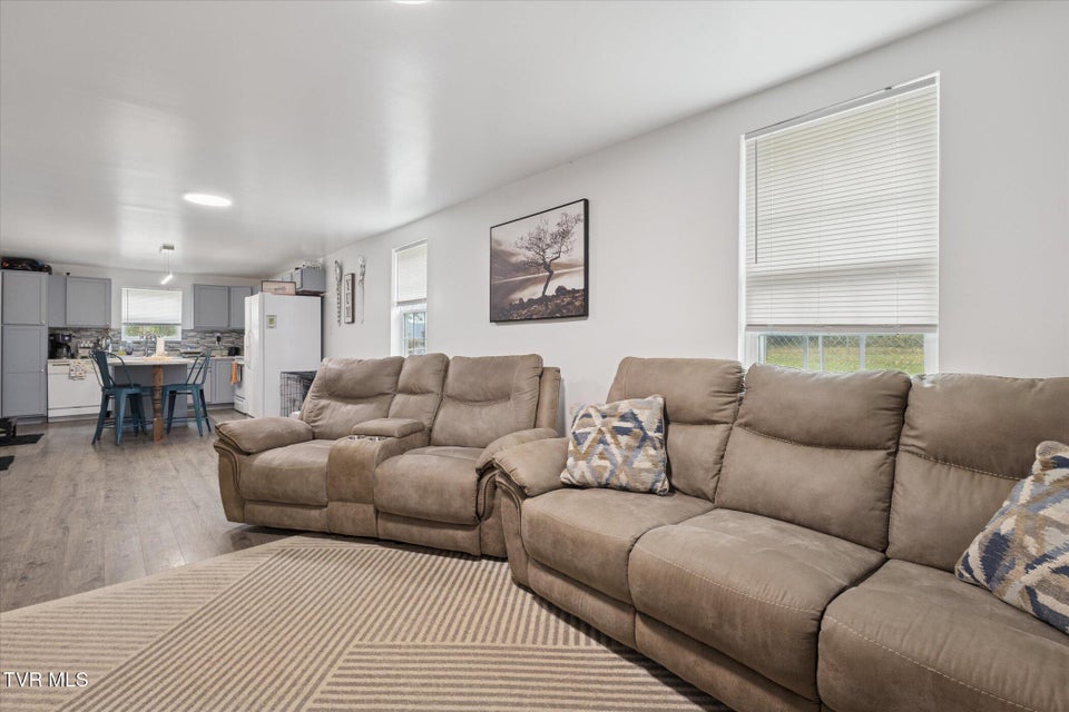 Photo #6: 211 Home Street