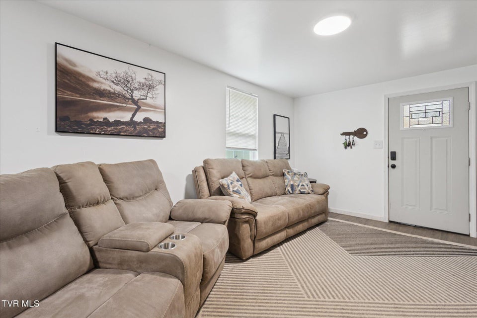 Photo #8: 211 Home Street