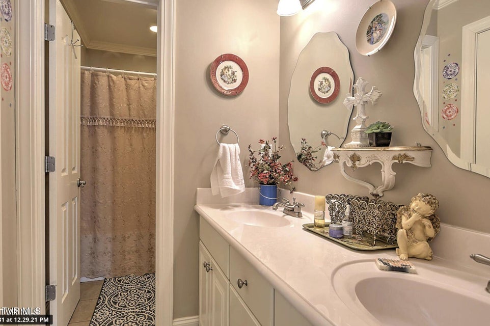 Photo #28: 128 Southridge Drive