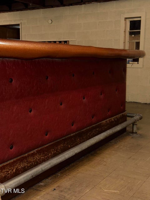 Photo #34: 1801 Lakeview Dr Drive