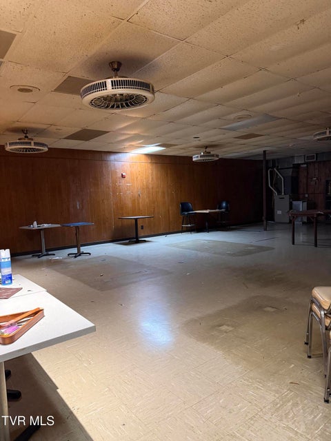 Photo #30: 1801 Lakeview Dr Drive