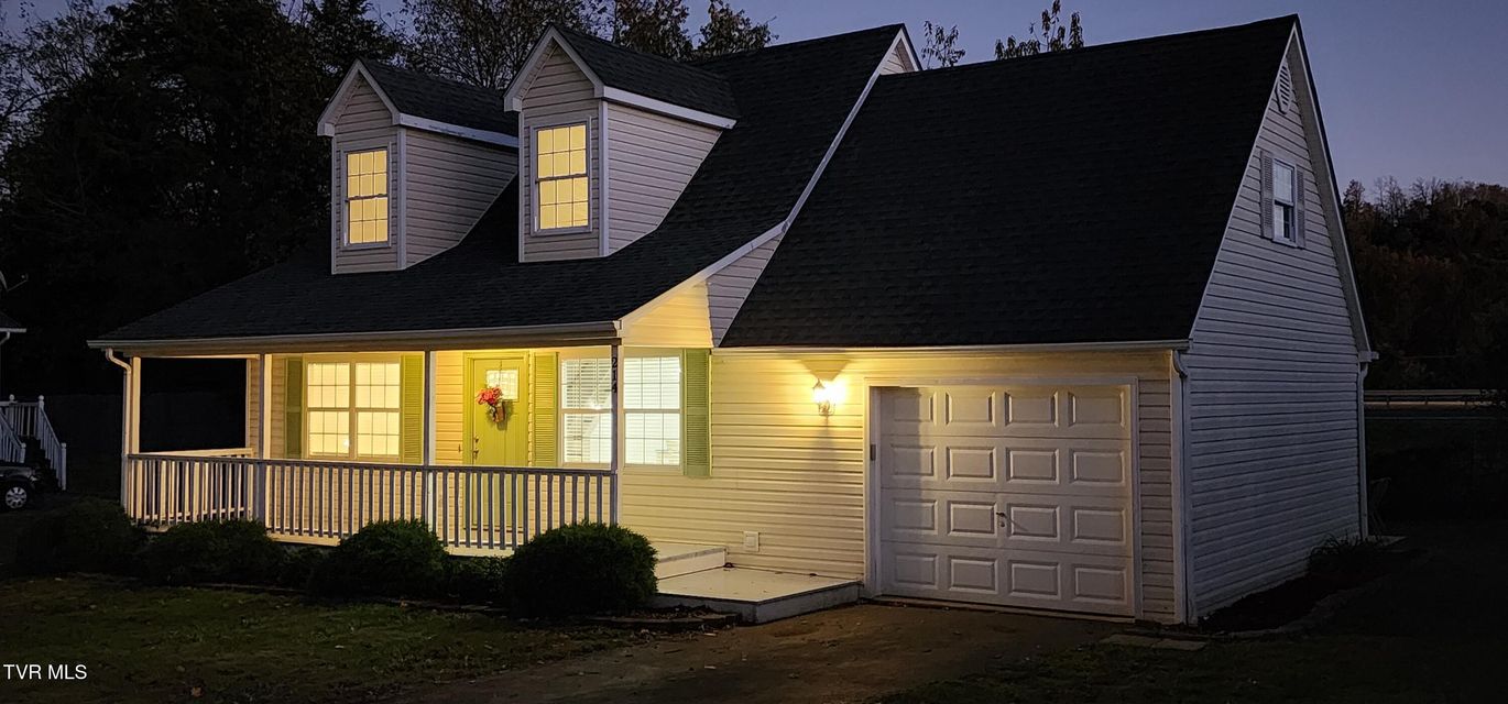 Photo #2: 214 Hallock Drive