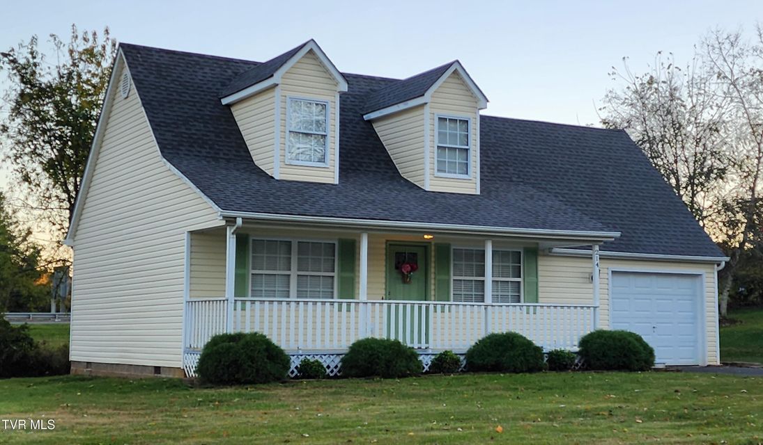 Photo #30: 214 Hallock Drive