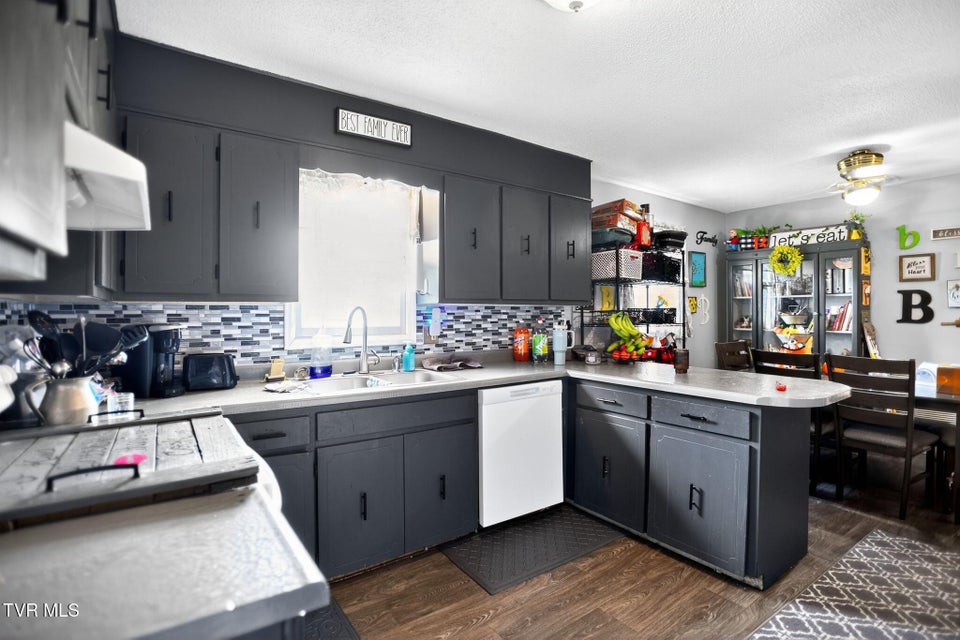 Photo #11: 170 Hartman Drive