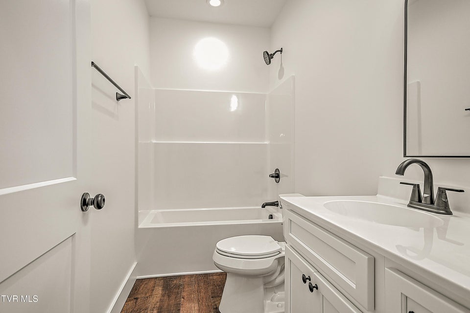 Photo #26: 7 Celebration Ct. Court