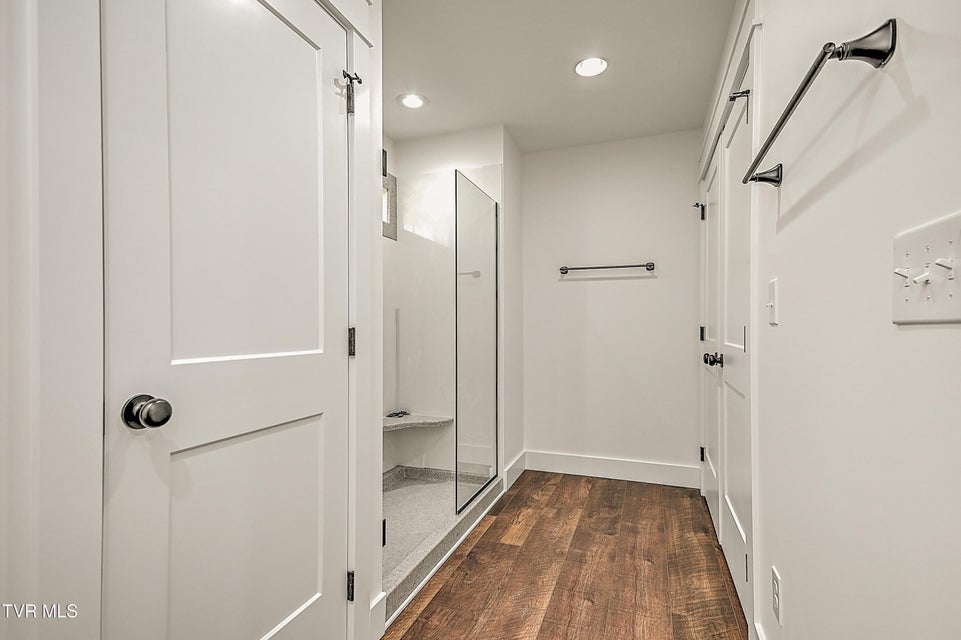 Photo #31: 7 Celebration Ct. Court