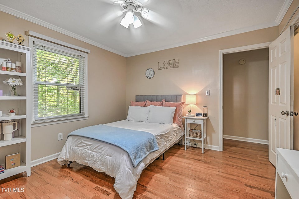 Photo #27: 377 Carlton Road