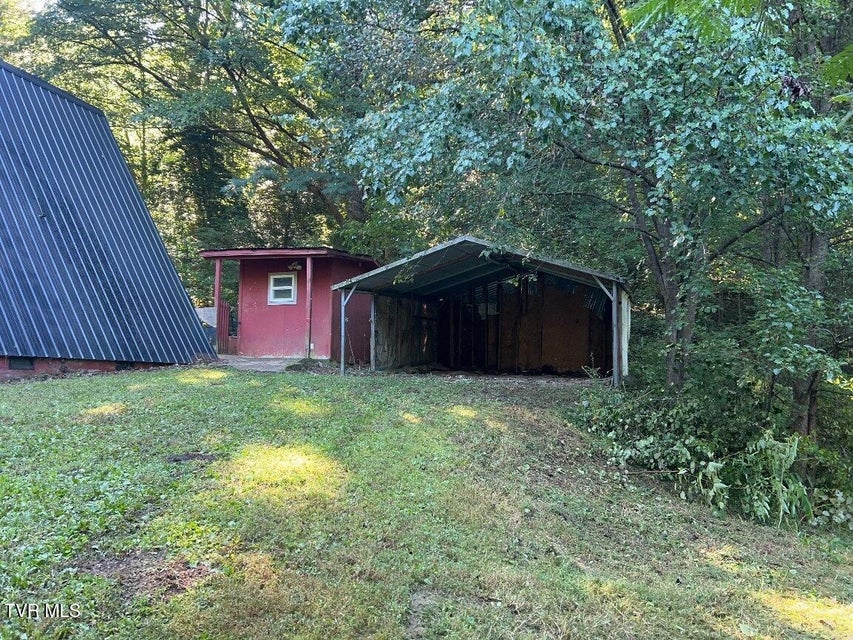 Photo #7: 190 Golf Course Road