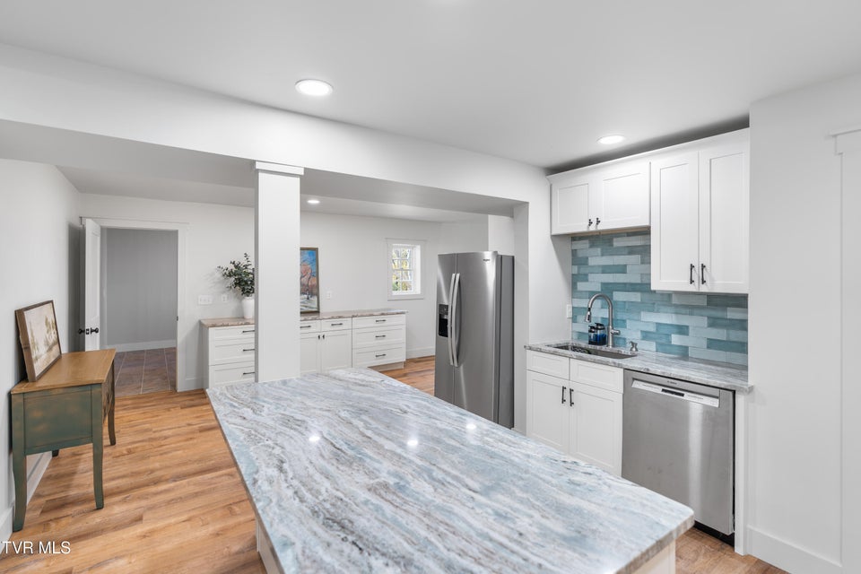 Photo #15: 1370 Iron Bridge Road