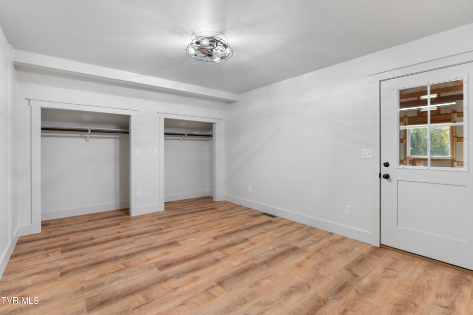 Photo #36: 1370 Iron Bridge Road