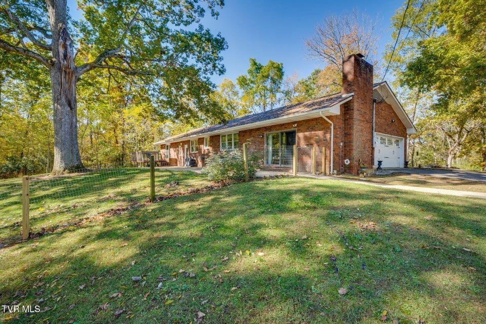 Photo #19: 141 Otari Drive