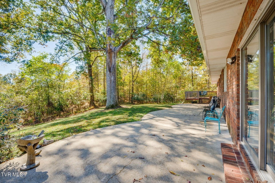 Photo #34: 141 Otari Drive