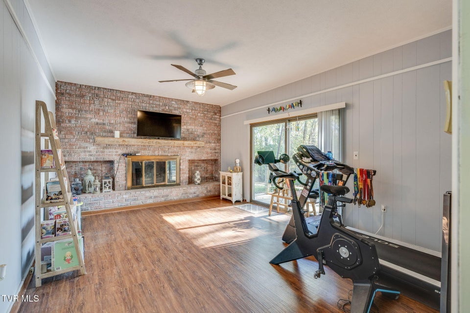 Photo #12: 141 Otari Drive