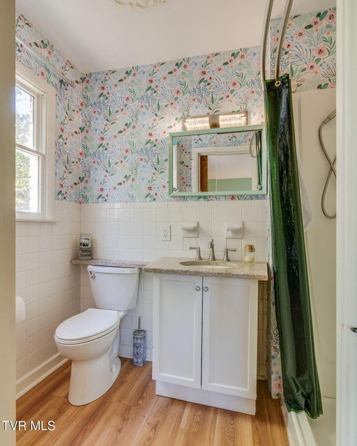 Photo #22: 141 Otari Drive