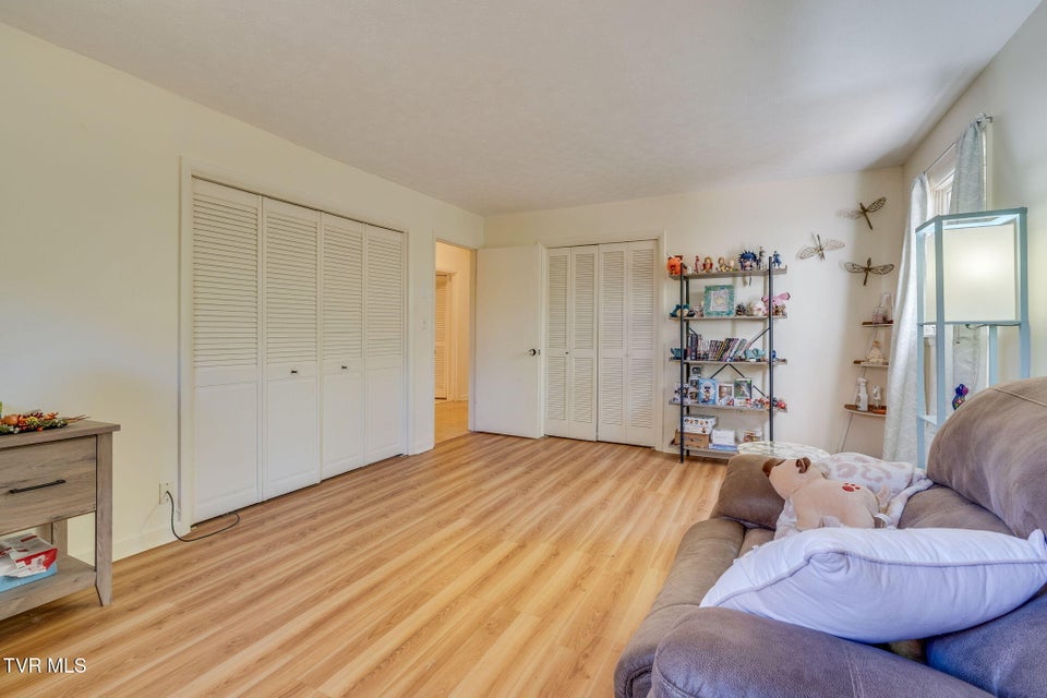 Photo #25: 141 Otari Drive