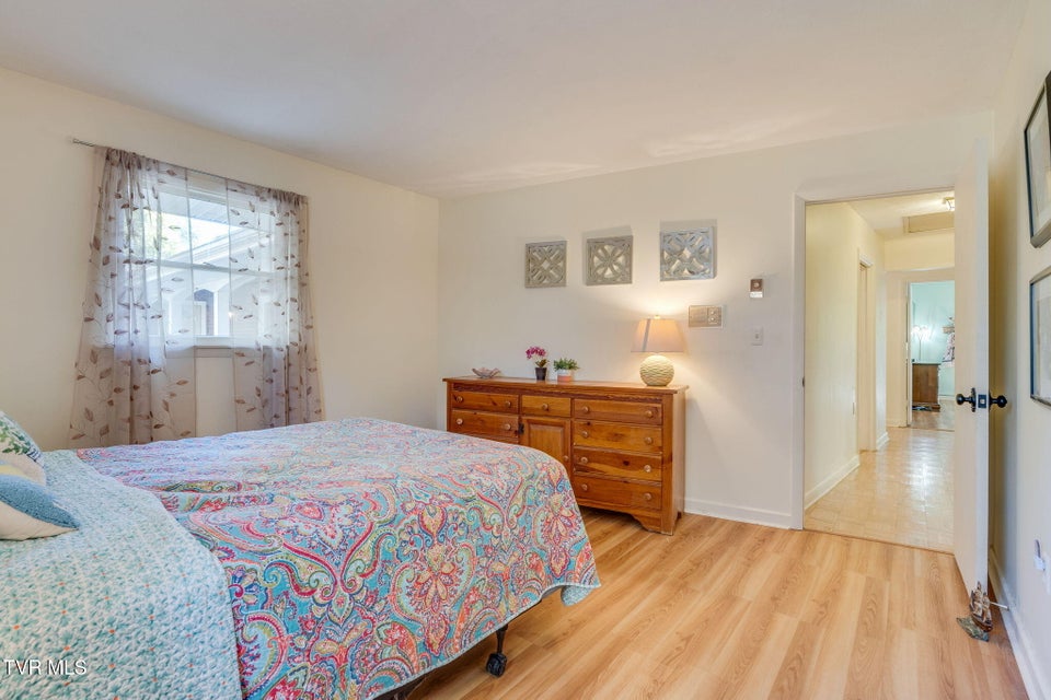 Photo #28: 141 Otari Drive