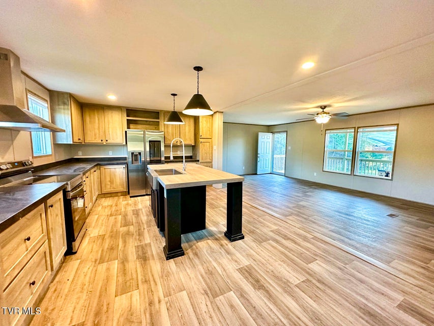 Photo #4: 343 Bungalow Drive