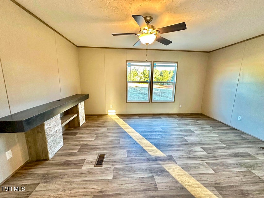 Photo #7: 343 Bungalow Drive