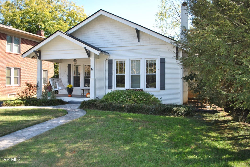 Photo #4: 204 9th Avenue