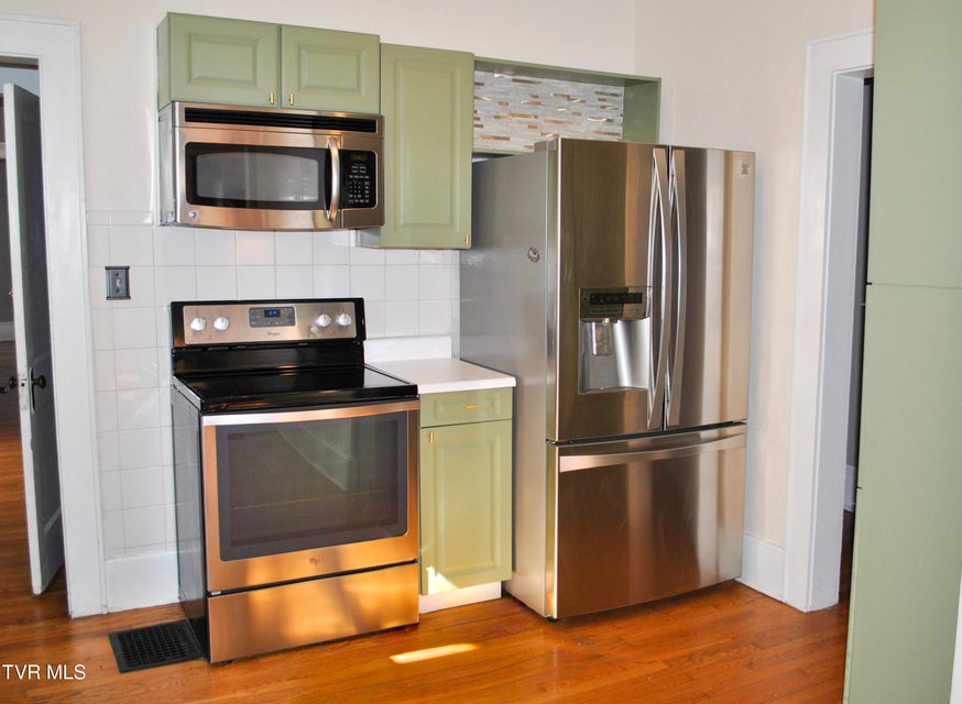 Photo #24: 204 9th Avenue