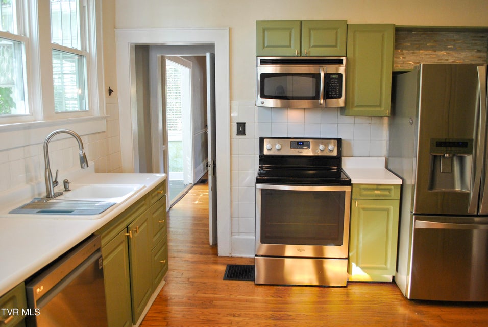 Photo #26: 204 9th Avenue