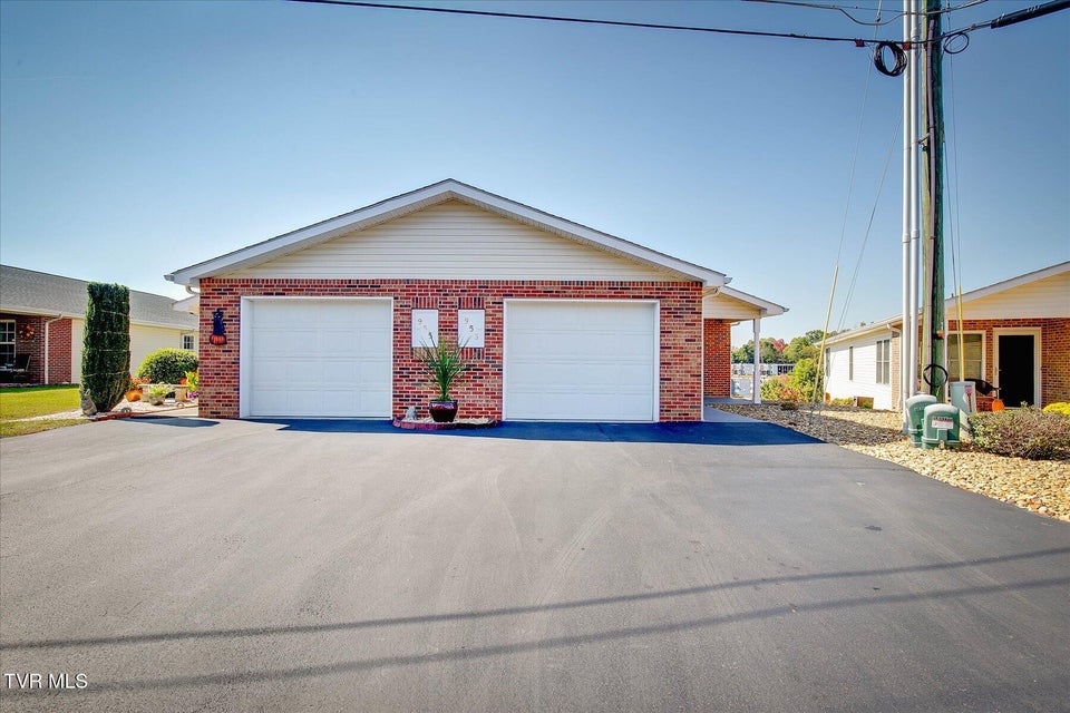 Photo #3: 953 Cornerstone Court