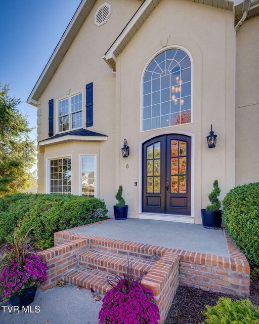 Photo #5: 6 Carriage Court