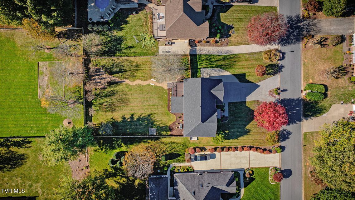 Photo #61: 6 Carriage Court