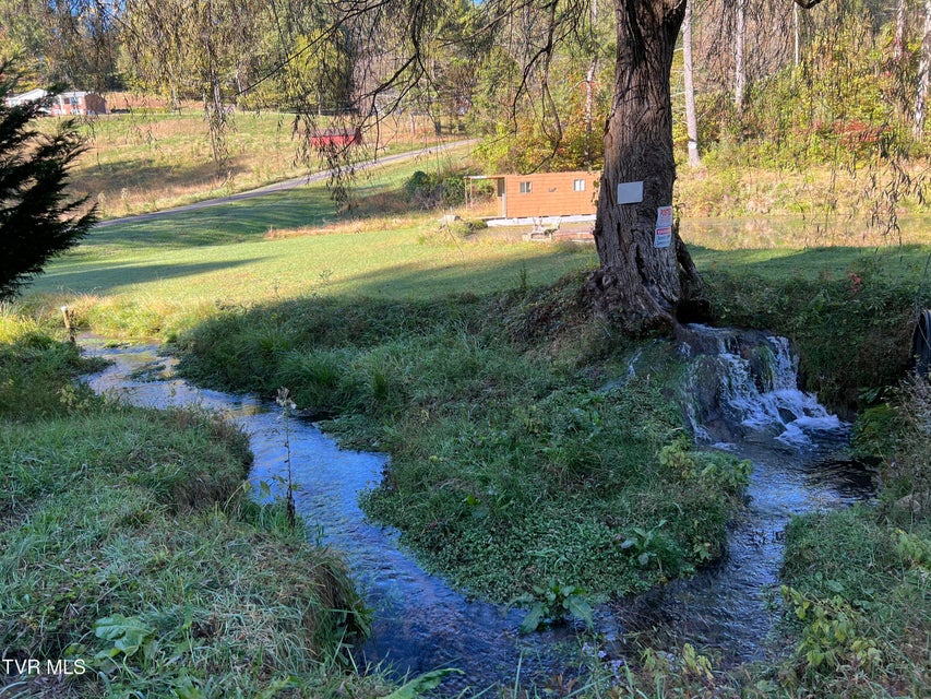 Photo #9: 255 Central Heights Road