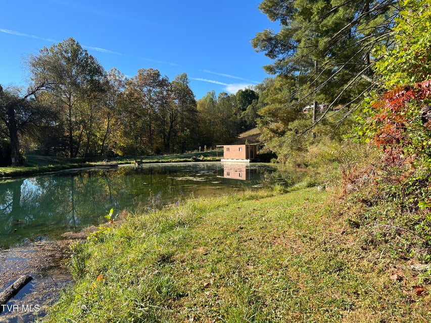 Photo #27: 255 Central Heights Road