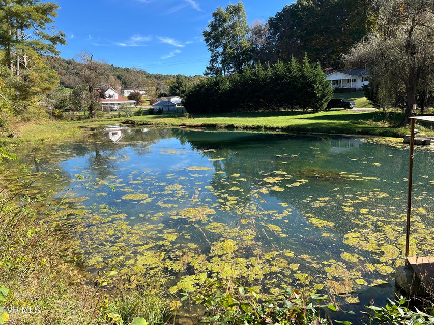 Photo #18: 255 Central Heights Road