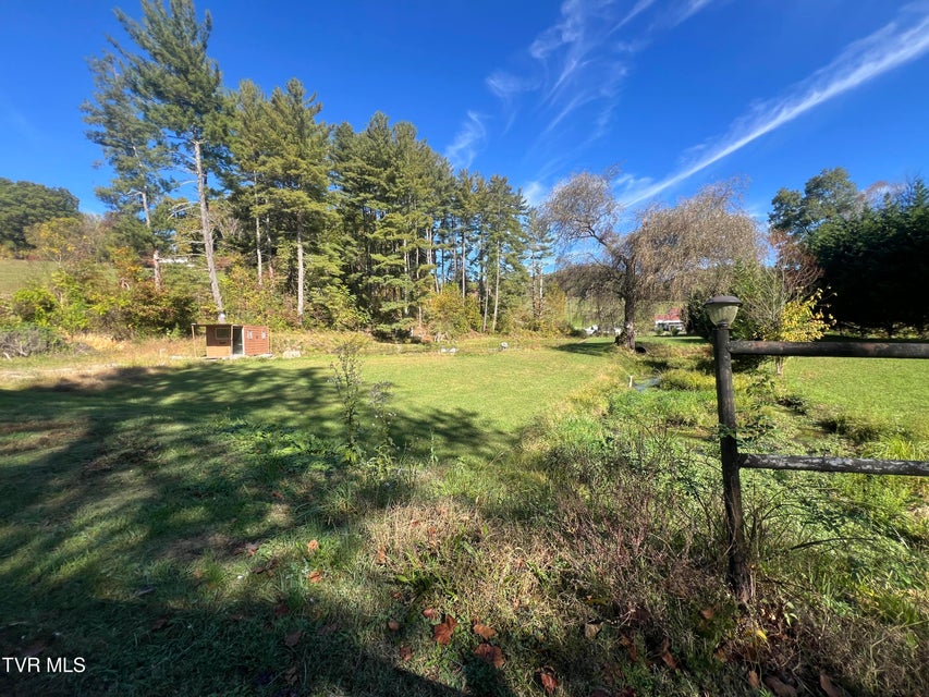 Photo #48: 255 Central Heights Road