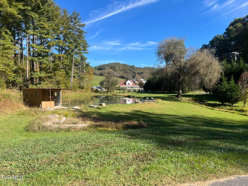 Photo #58: 255 Central Heights Road