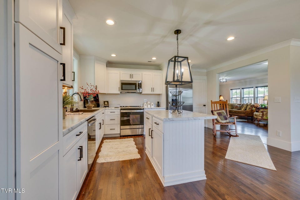 Photo #4: 403 Silver Lake Road