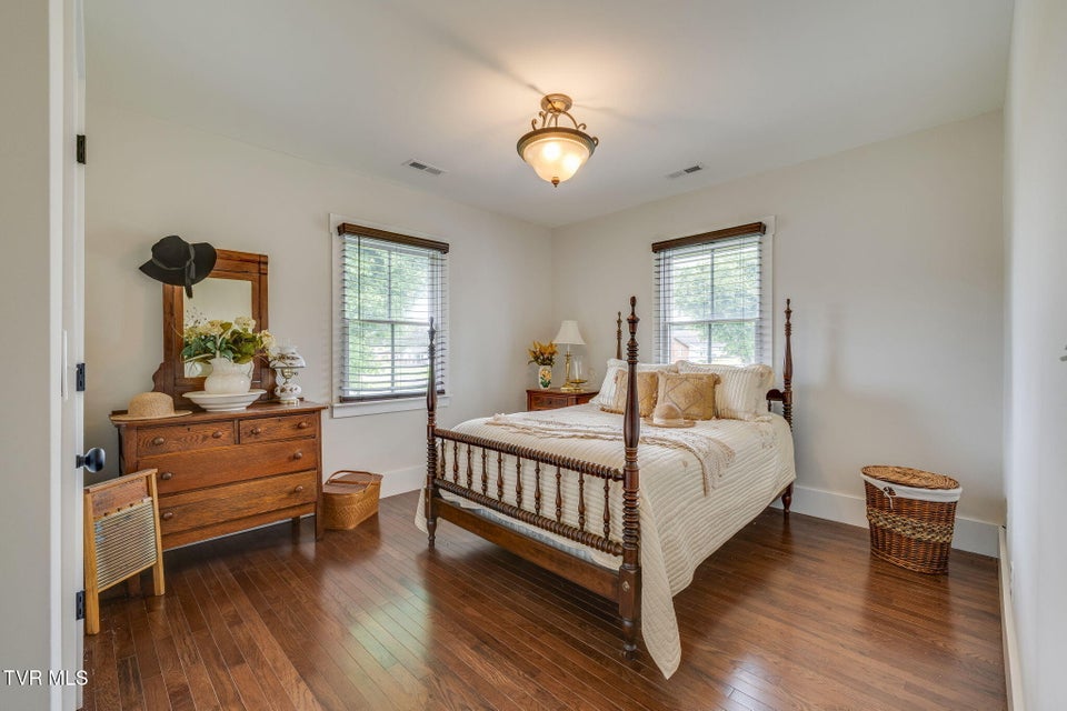 Photo #5: 403 Silver Lake Road