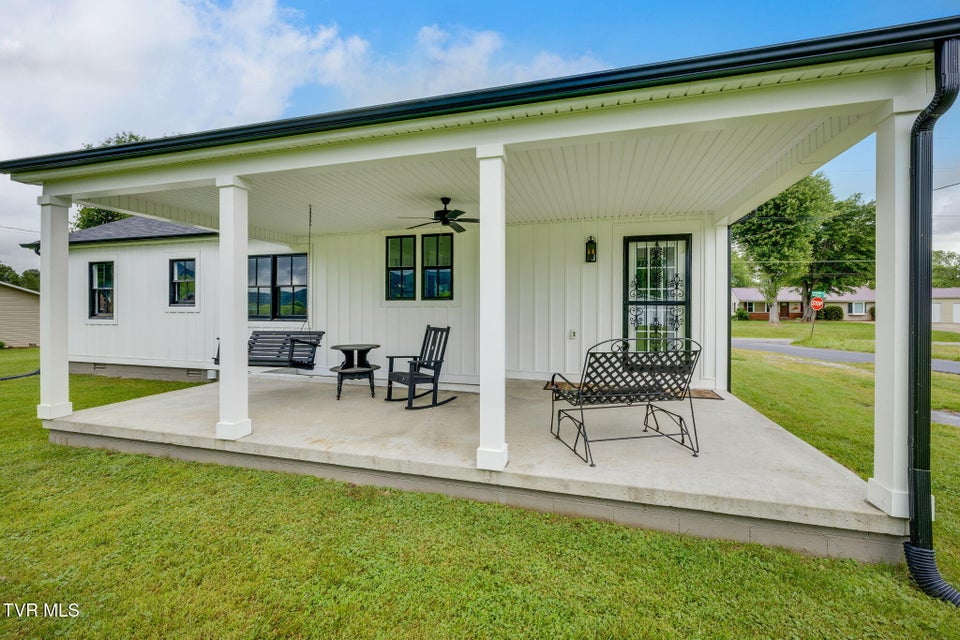 Photo #25: 403 Silver Lake Road